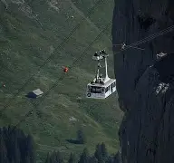 瑞士队演绎绝杀,惊险逆转葡萄牙电影